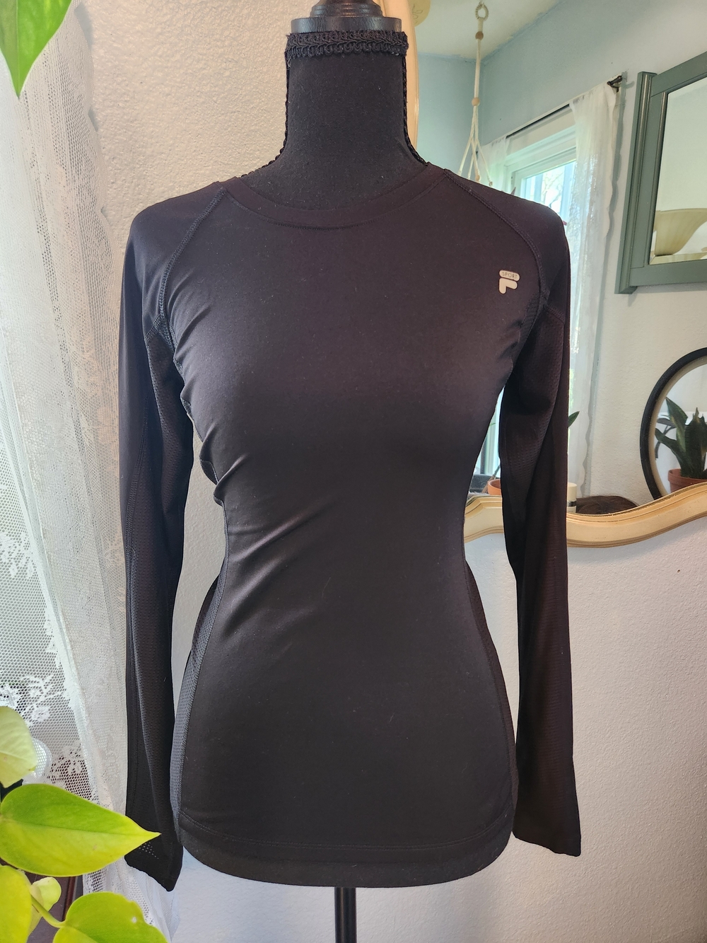 Fila Black Long-Sleeve Athletic Tee